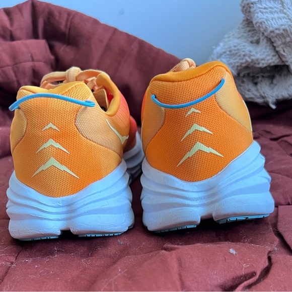 ✨EUC✨ Hoka Rincon 3 Camellia/Radiant Yellow Women's Running Shoes - Picture 12 of 13